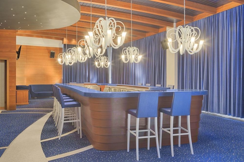Four Points By Sheraton Oran Restoran gambar